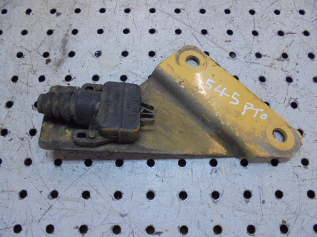 For FORD 545D PTO SAFETY SWITCH & BRACKET
