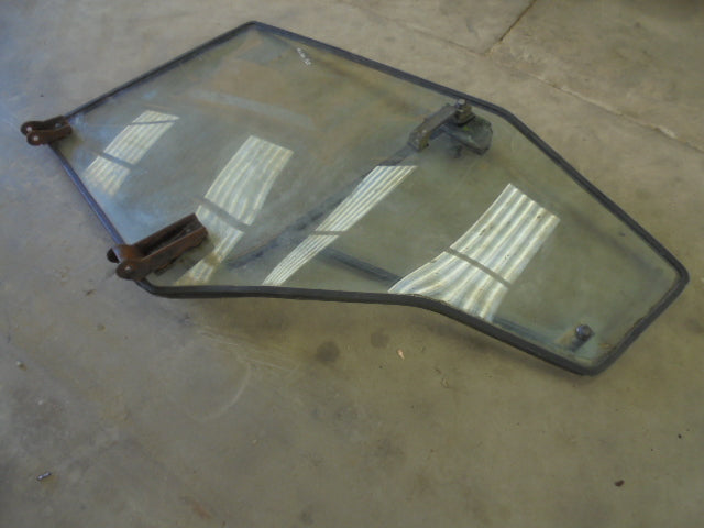 For CASE 4240 LP CAB RH DOOR ASSEMBLY
