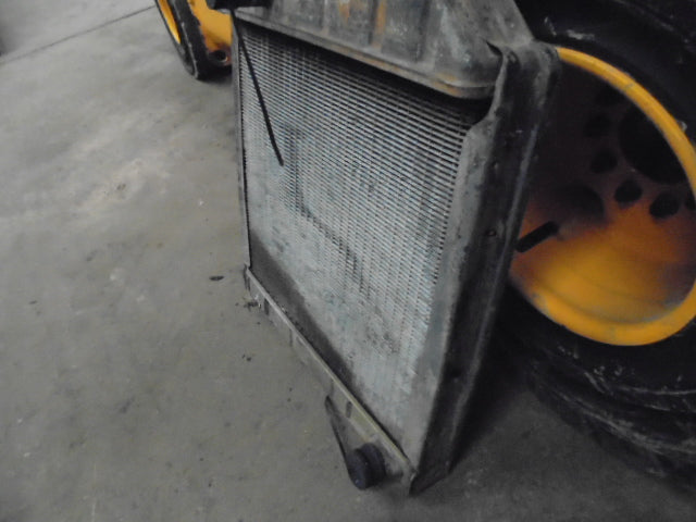 For FORD 4000 4600 RADIATOR (ORIGINAL FOMOCO NEEDS NEW CORE)