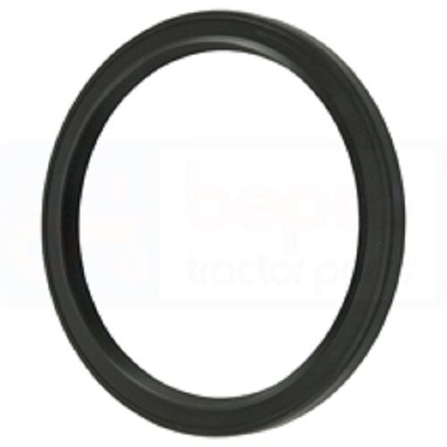 Massey Ferguson REAR HOUSING LIP SEAL 133.35x158.75x12.70