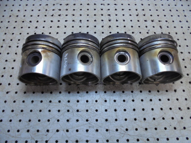 For CASE 4240 ENGINE PISTON - SET OF 4 - DT268 ENGINE