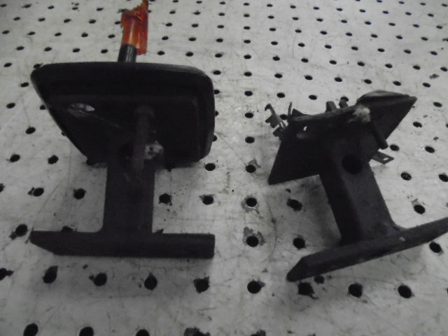 For DAVID BROWN 1394 1494 FRONTSIDE/INDICATOR LIGHTS MOUNTING BRACKETS