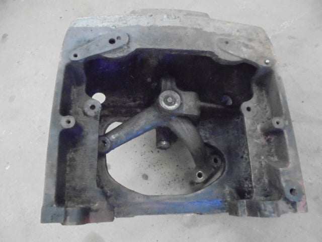 For FORD 5610 6610 7610 FRONT AXLE MOUNTING BOULSTER & STEERING ARM
