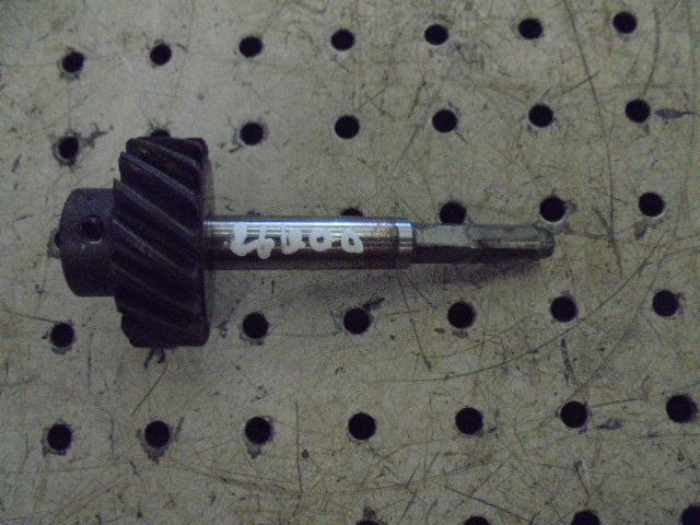 For FORD 4600 ENGINE TACHO DRIVE GEAR & SHAFT