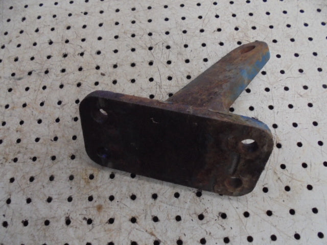For FORD 4000 4600 4610 LH HYDRAULIC ARM STABALISER BRACKET