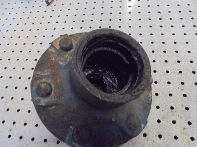 Ford/New Holland 4600 Front Axle Wheel Hub Original Ford