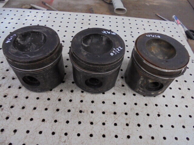 for, Ford 4610 Engine HEADLAND Pistons Set of 3 in Good Condition