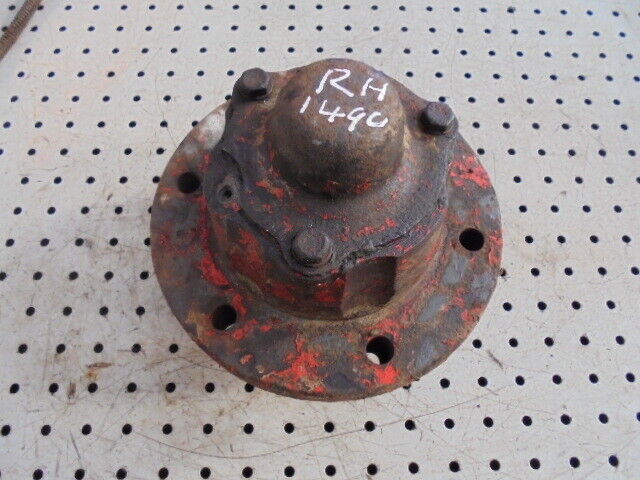 for, David Brown 1490 Front Wheel Hub & Bearings - Good Condition