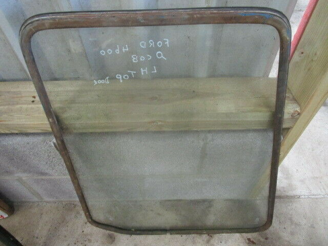 for, Ford 4600-7610 Q Cab LH Top Door Glass & Rubber Seal in Good Condition