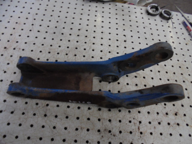 Ford/New Holland 4100 4600 Top Link Bracket – Gwynedd Farm Machinery Ltd