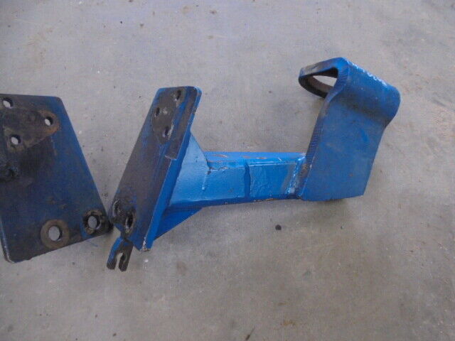 for, Ford 5030 Cab Front Mountings PAIR in Good Condition