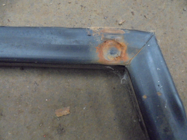 David Brown 1494, 1394 Right Hand Door Top Glass Seal