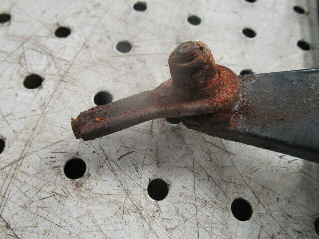 for, David Brown 1494 Hydraulic Lift/Lower Lever in Cab