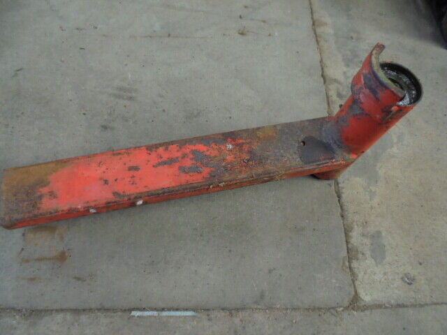 for, David Brown 1490 Front Axle LH Extension - Good Condition