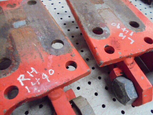 for, David Brown 1490 Hydraulic Arm Mounting Brackets & Pins - Good Condition
