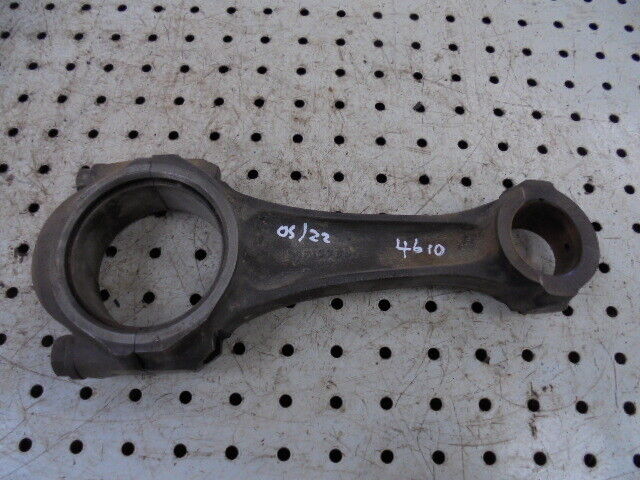 for, Ford 4610 Engine Con Rod in Good Condition