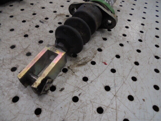 for, David Brown 1394 Clutch Master Cylinder in Good Condition