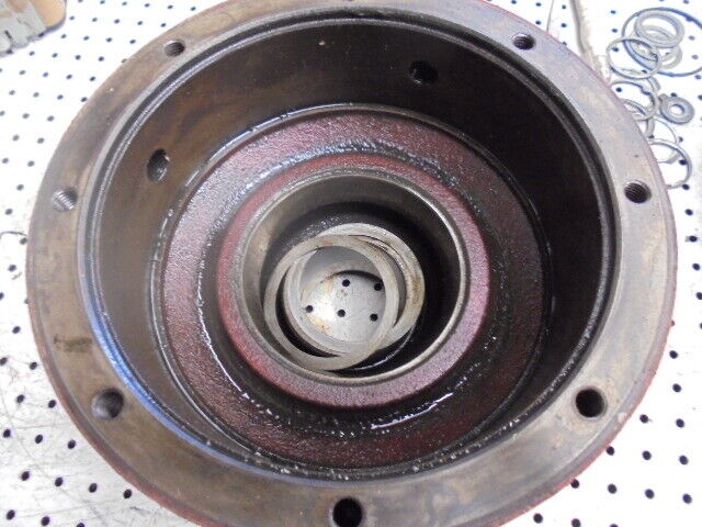 for, David Brown 1490 4wd Front Axle Hub in Good Condition