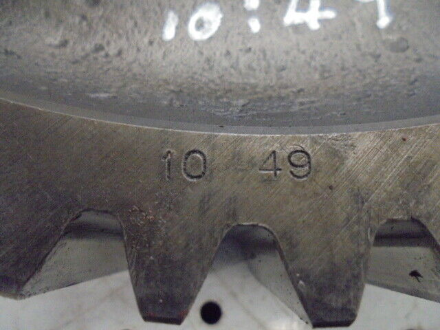 for, David Brown 1490 Rear Axle Final Drive Gear (large) in Good Condition