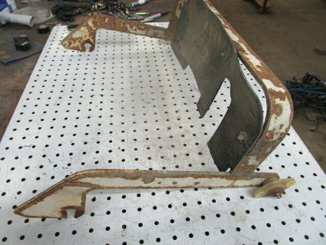 for, David Brown 1290, 1390 Bonnet Hinge Bracket