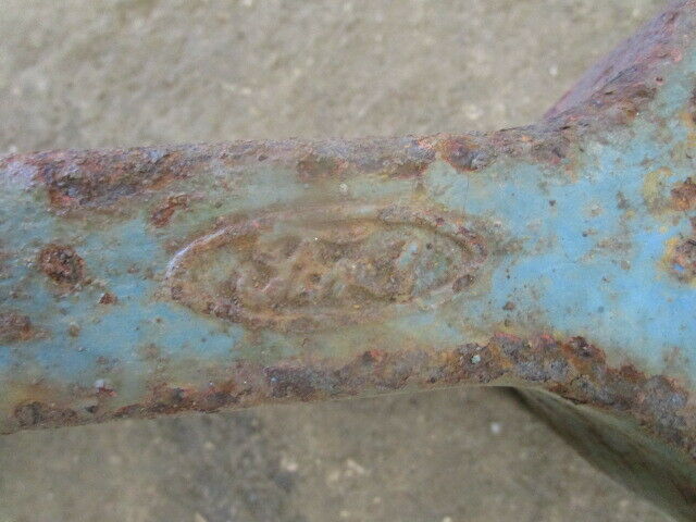 for, Ford TW25 RH Hydraulic Top Arm - Good condition 