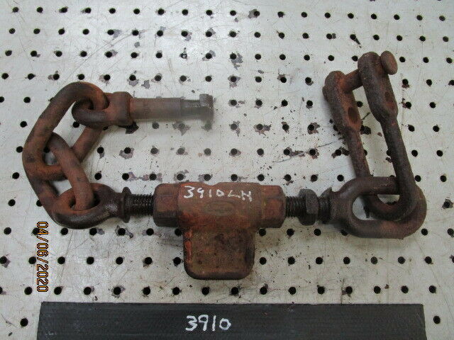 Ford 4610,3910 Hydraulic Arm Stabiliser Chain Assembly in Good Condition
