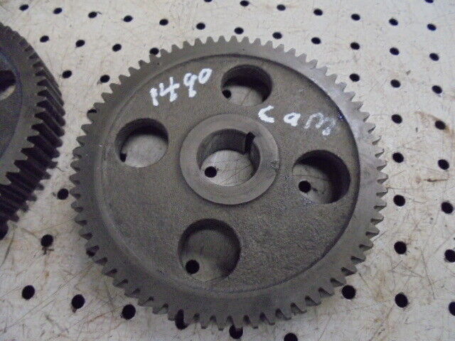 for, David Brown 1490 Engine Timing Gears - Good Condition