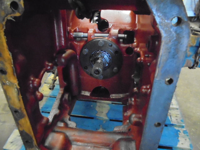 Ford New Holland 6610 4wd Rear Axle Centre Housing With Trumpet Housings, Crown Wheel, And Pinion