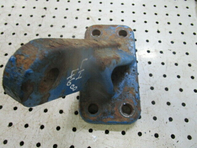 for, FORD 4600,4000 LH Hydraulic Arm Stabiliser Bracket in Good Condition