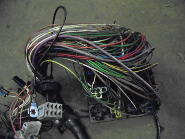 Ford New Holland 4830, 5030 Dash And Engine Wiring Loom With Fuse Box