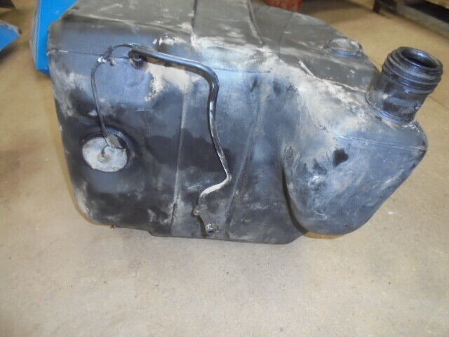 for, Ford 5030 Diesel Tank in Good Condition (plastic)