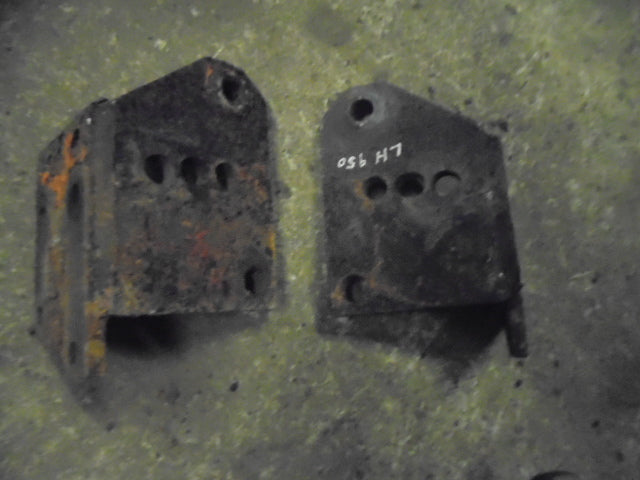 For DAVID BROWN 950 Hydraulic Arms Retaining Brackets
