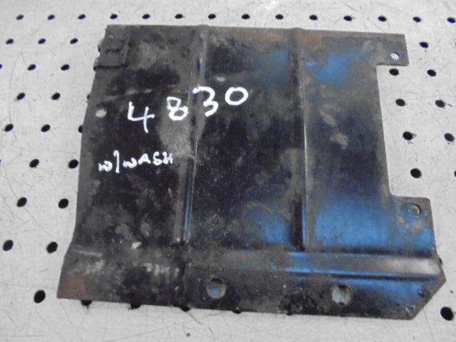Ford New Holland 4830, 5030 Windscreen Wash Bottle Mounting Plate