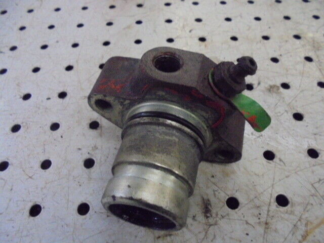 for, David Brown 1490 Brake Slave Cylinder - Good Condition