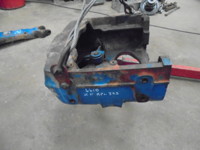 Ford New Holland 6610, 7610 Front Axle Mounting Boulster With Steering Arm