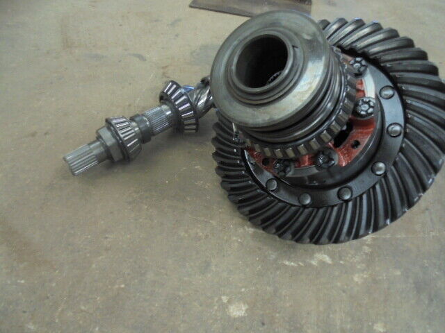 for, Ford 5030 Rear Axle Crown Wheel & Pinion with Diff Unit in Good Condition