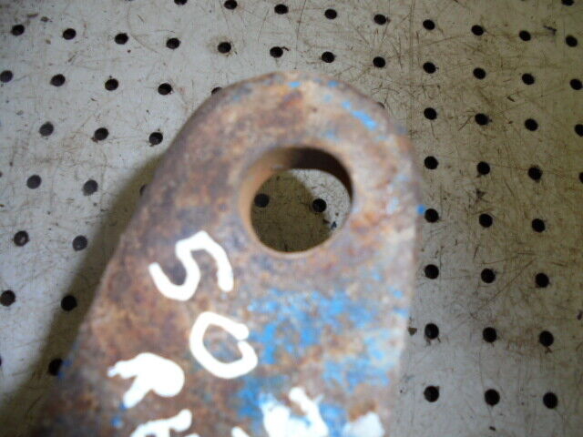 for, Ford 5030 RH Hydraulic Arm Stabaliser Bracket in Good Condition