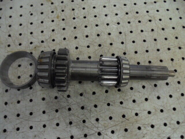 for, David Brown 1390 PTO Drive Gear Shaft - Good Condition