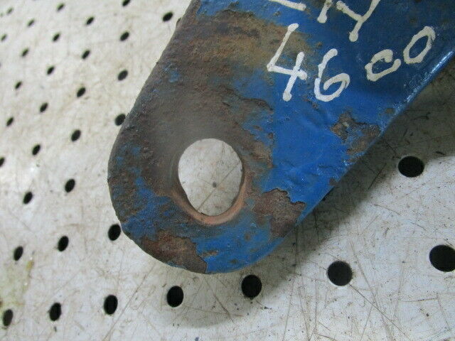 for, FORD 4600,4000 LH Hydraulic Arm Stabiliser Bracket in Good Condition