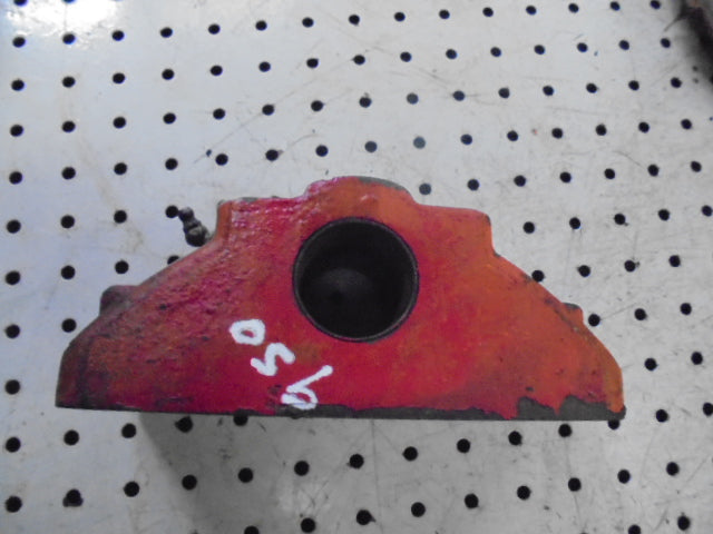 For DAVID BROWN 950 FRONT AXLE BEAM MOUNTING BRACKET & BOLTS