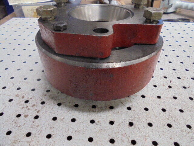 for, Ford 5030 4wd Rear Axle Drop Gear Housing in Good Condition