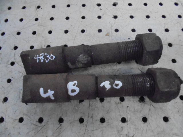 Ford New Holland 4830, 5030 Hydraulic Lower Arm Mounting Pins And Nuts