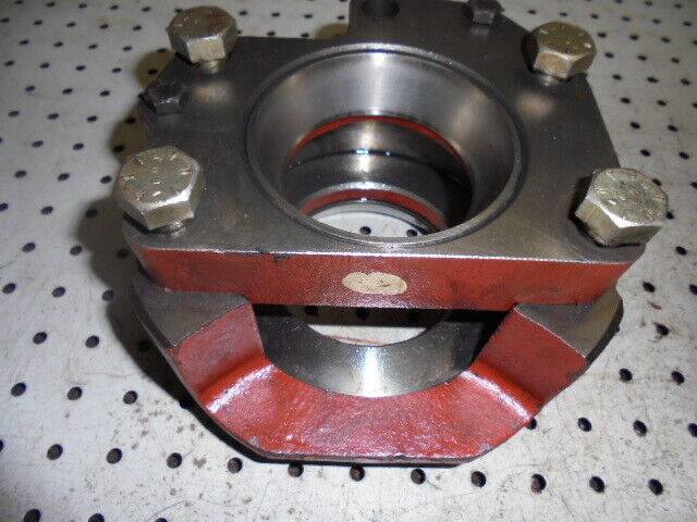 for, Ford 5030 4wd Rear Axle Drop Gear Housing in Good Condition