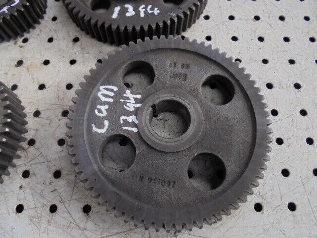 for, David Brown 1394 Engine Timing Gears - Good Condition