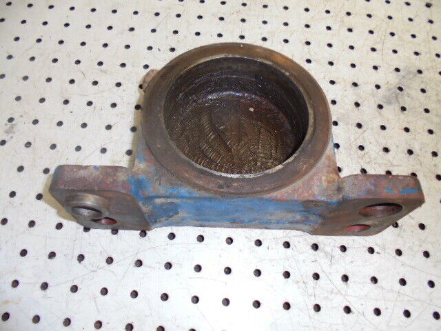 for, Ford 5030 4wd Front Axle Casing Front Mounting Housing (carrero 707 axle)
