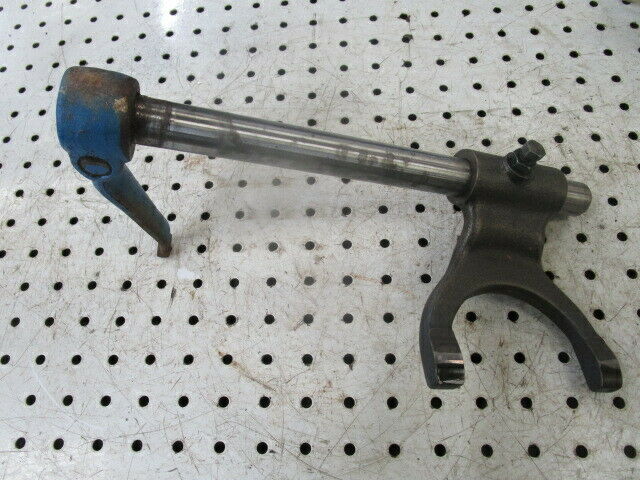 for, Ford 4600 Diff Lock Cross Shaft & Fork in Good Condition