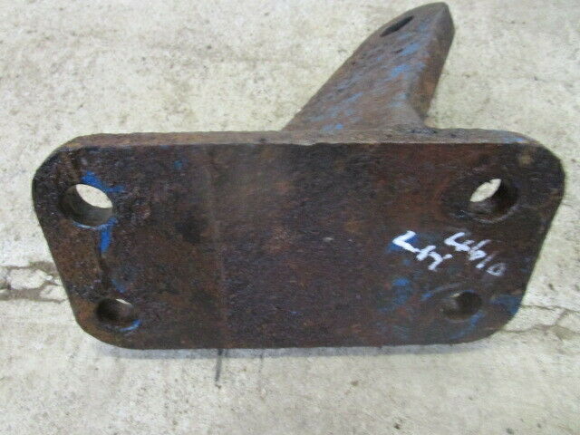 Ford 4610 LH Hydraulic Arm Stabiliser Bracket in Good Condition