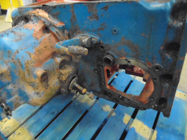 Ford New Holland 6610 4wd Rear Axle Centre Housing With Trumpet Housings, Crown Wheel, And Pinion