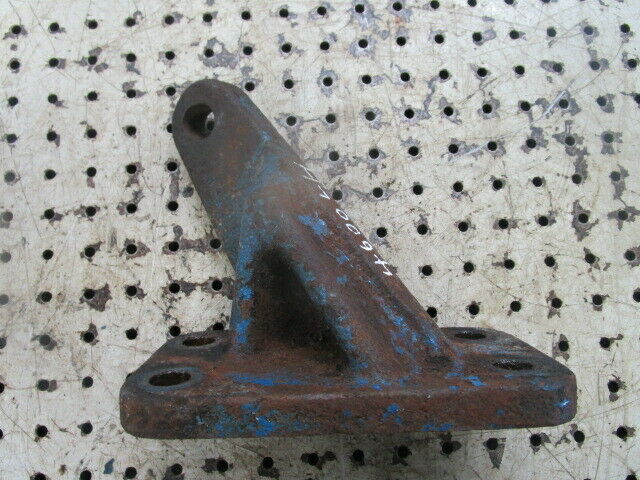 for, Ford 4600, 4000 LH Hydraulic Arm Stabiliser Bracket in Good Condition