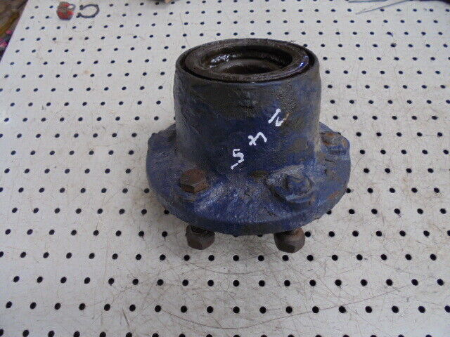 for, Leyland 245,270,262 Front Wheel Hub & Bearings - Good Condition